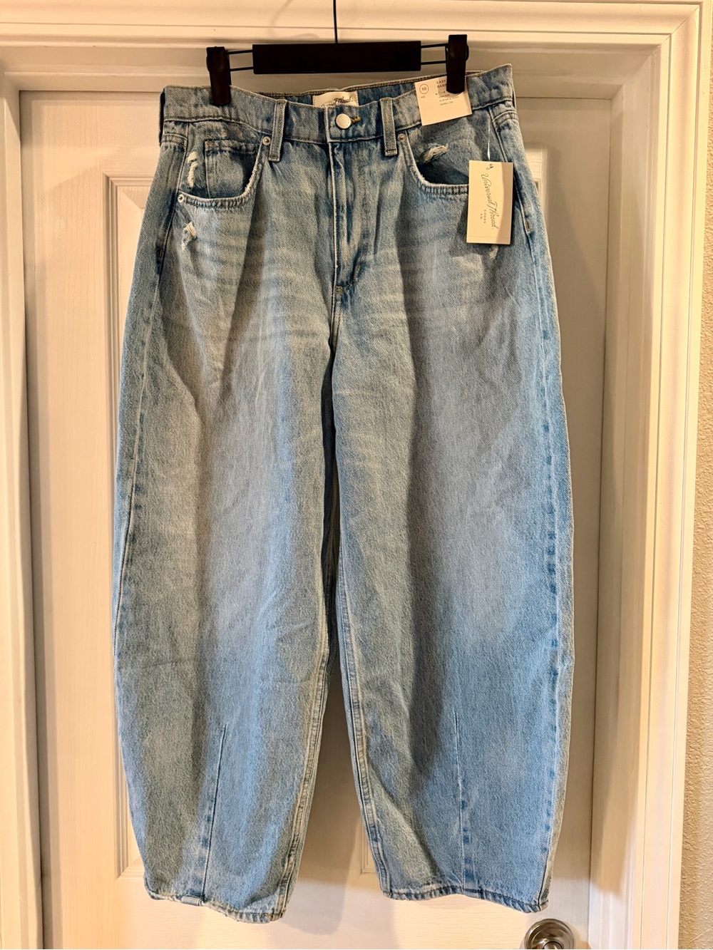 Women’s High-Rise Easy Barrel Jeans